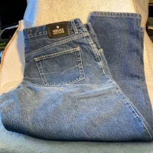 Versace jeans men’s size 42 fits like 38